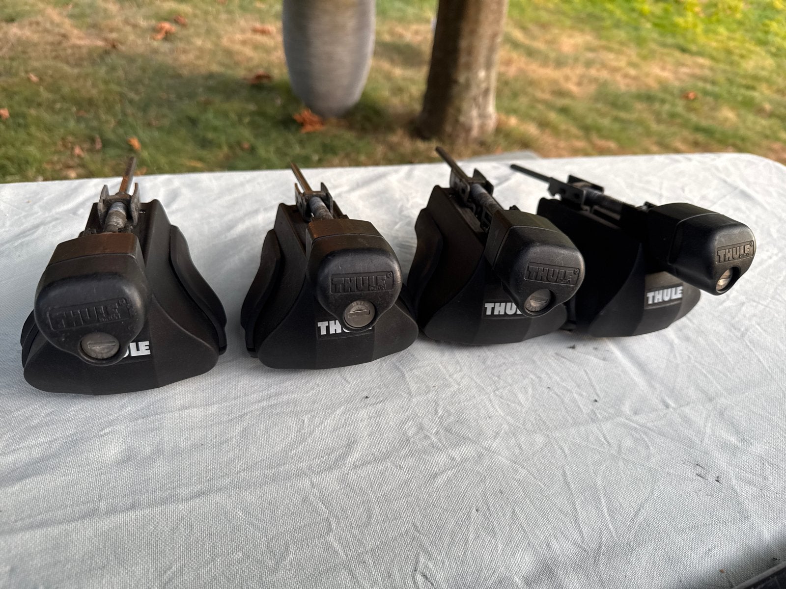 Thule dakdrager voeten - Set van 4 (Thule 1254), Ophalen of Verzenden, Gebruikt