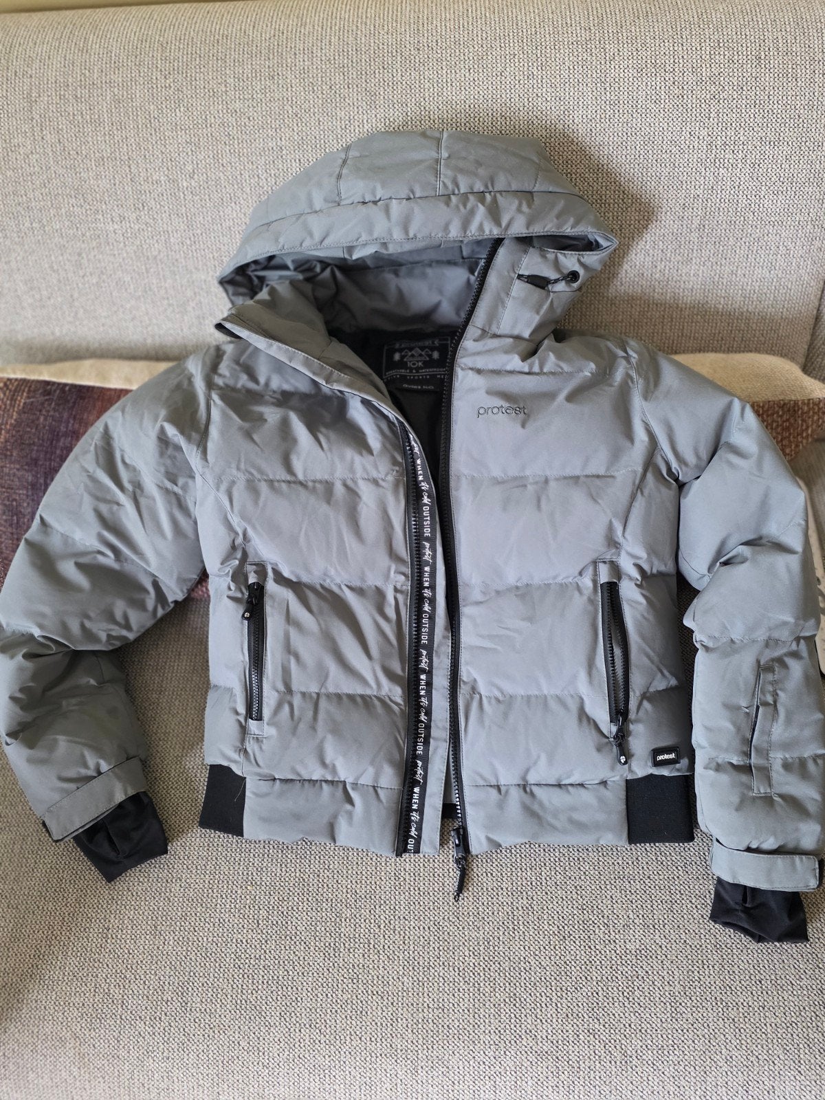 Ski jas maat 140 kleur blauw/ grijs, Ophalen of Verzenden, Zo goed als nieuw