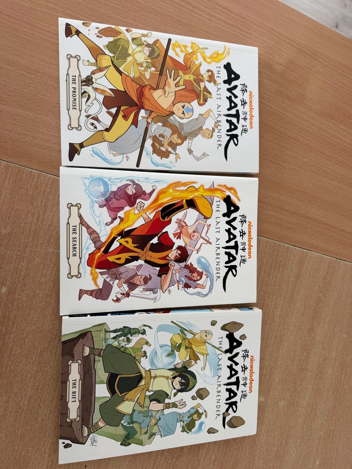 Avatar: The Last Airbender Graphic Novels (3-delige set), Complete serie of reeks, Verzenden, Zo goed als nieuw