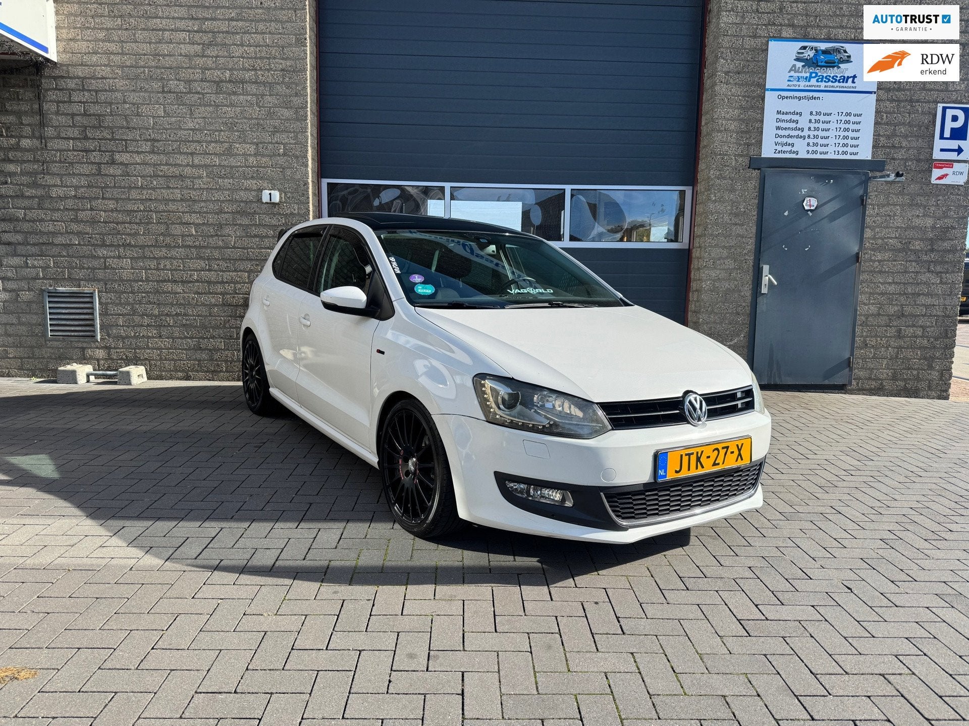 Volkswagen POLO 1.2 TSI Trendline, Voorwielaandrijving, Euro 5, Gebruikt, 4 cilinders