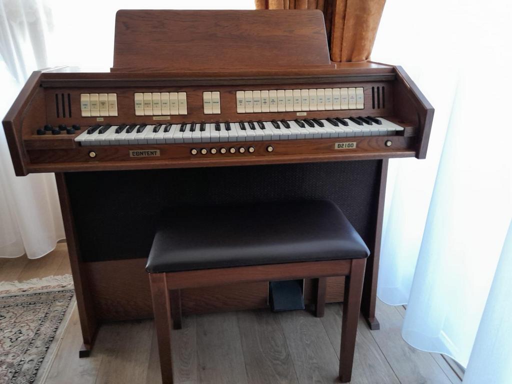 Content D2100 Orgel in zeer goede staat, Ophalen, Zo goed als nieuw, Orgel