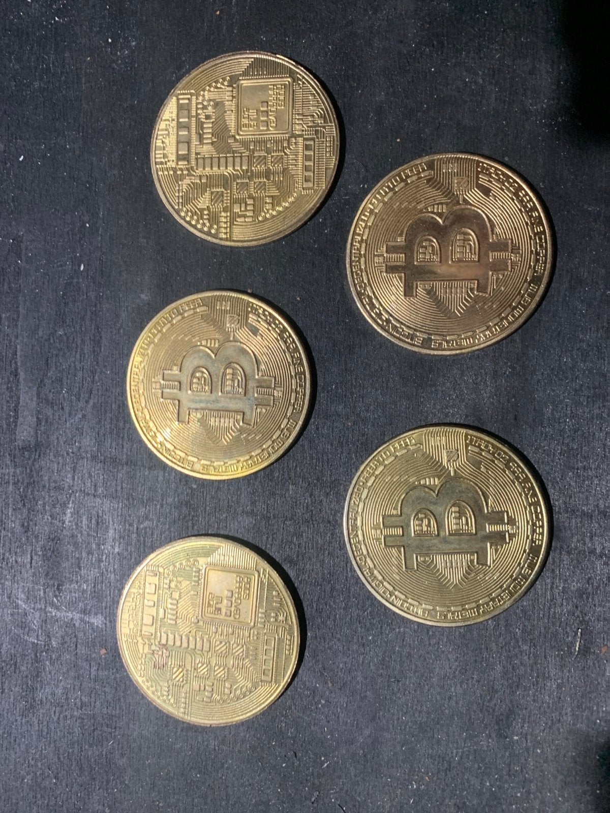 5x Bitcoin Fysieke Munt - Decoratieve Crypto Collectie, Ophalen of Verzenden, Overige waardes, Setje