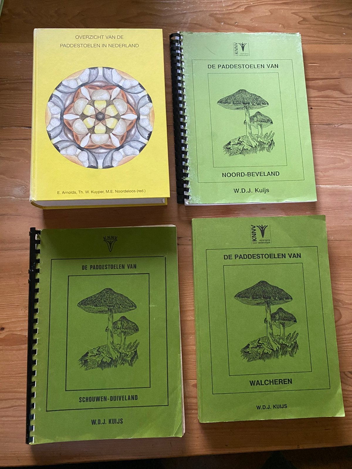 Paddestoelen in Nederland, Boeken, Ophalen of Verzenden, Gelezen