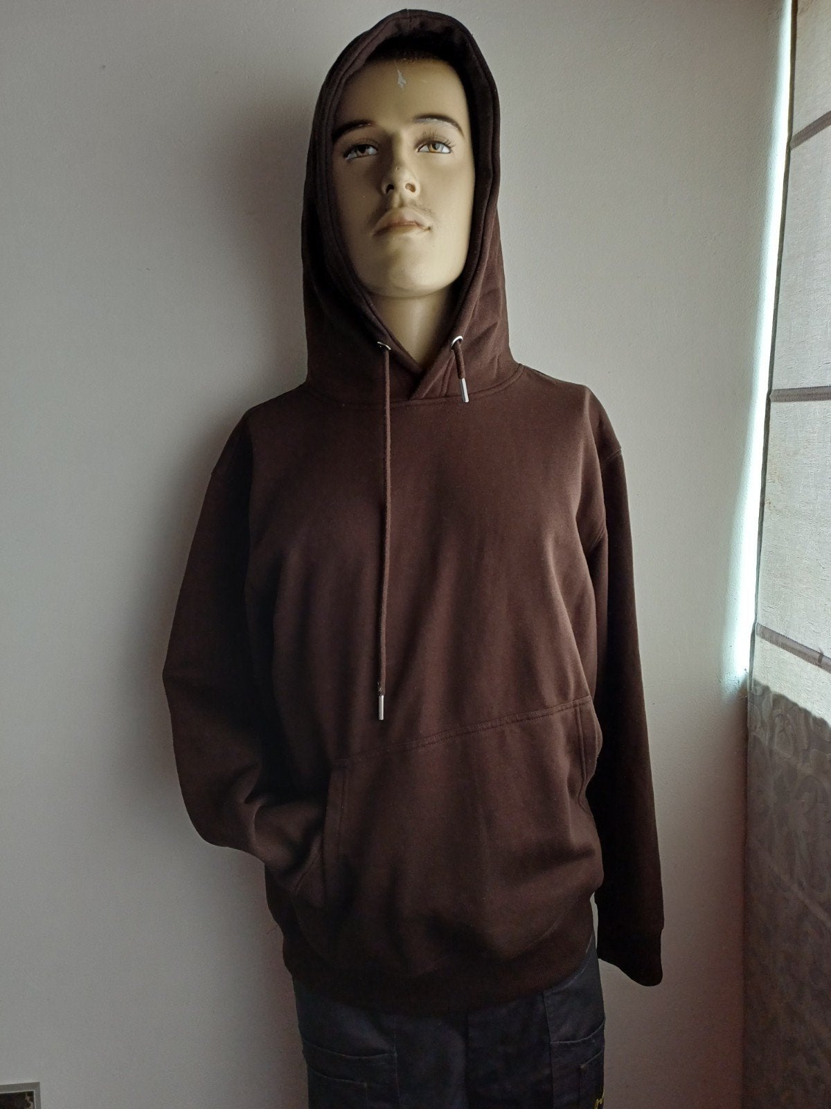 Unisex bruine hoodie mt M capuchon kangeroezakken, Ophalen of Verzenden, Nieuw, Maat 48/50 (M), Bruin