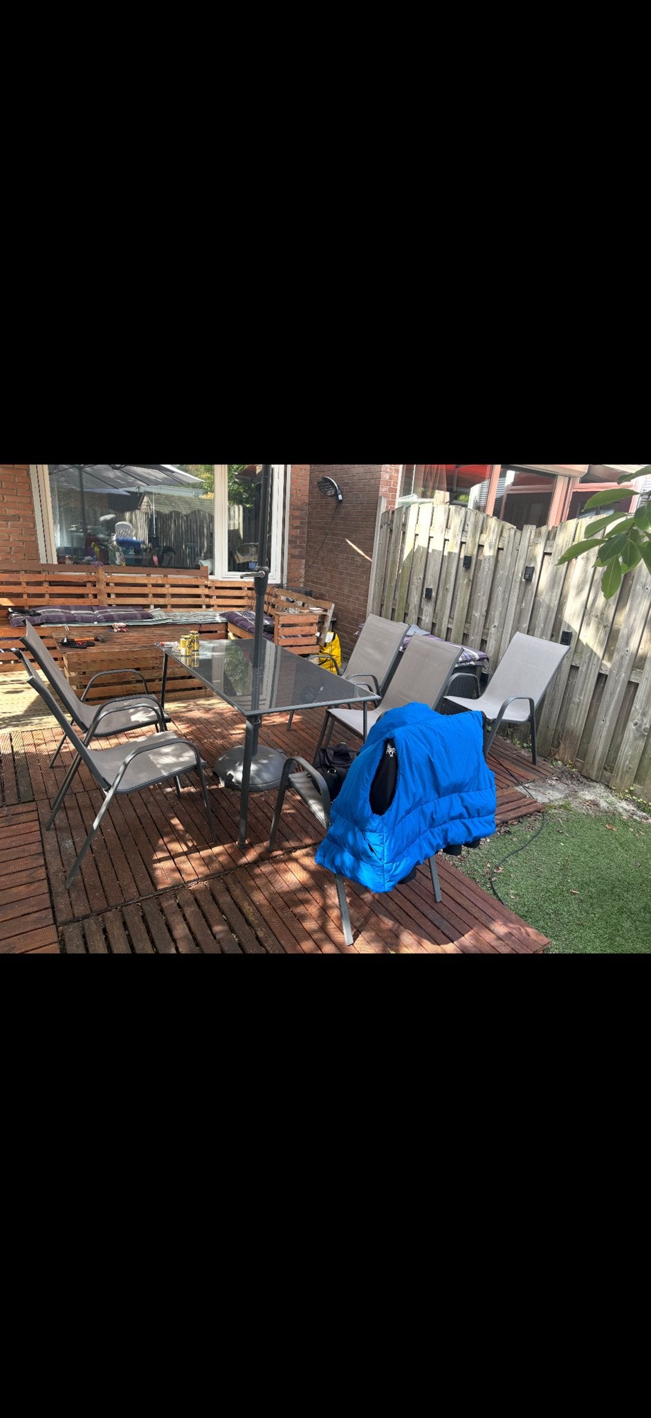 Complete tuinset – tafel, 6 stoelen + grote zweefparasol, Tuin en Terras, Ophalen of Verzenden, Gebruikt