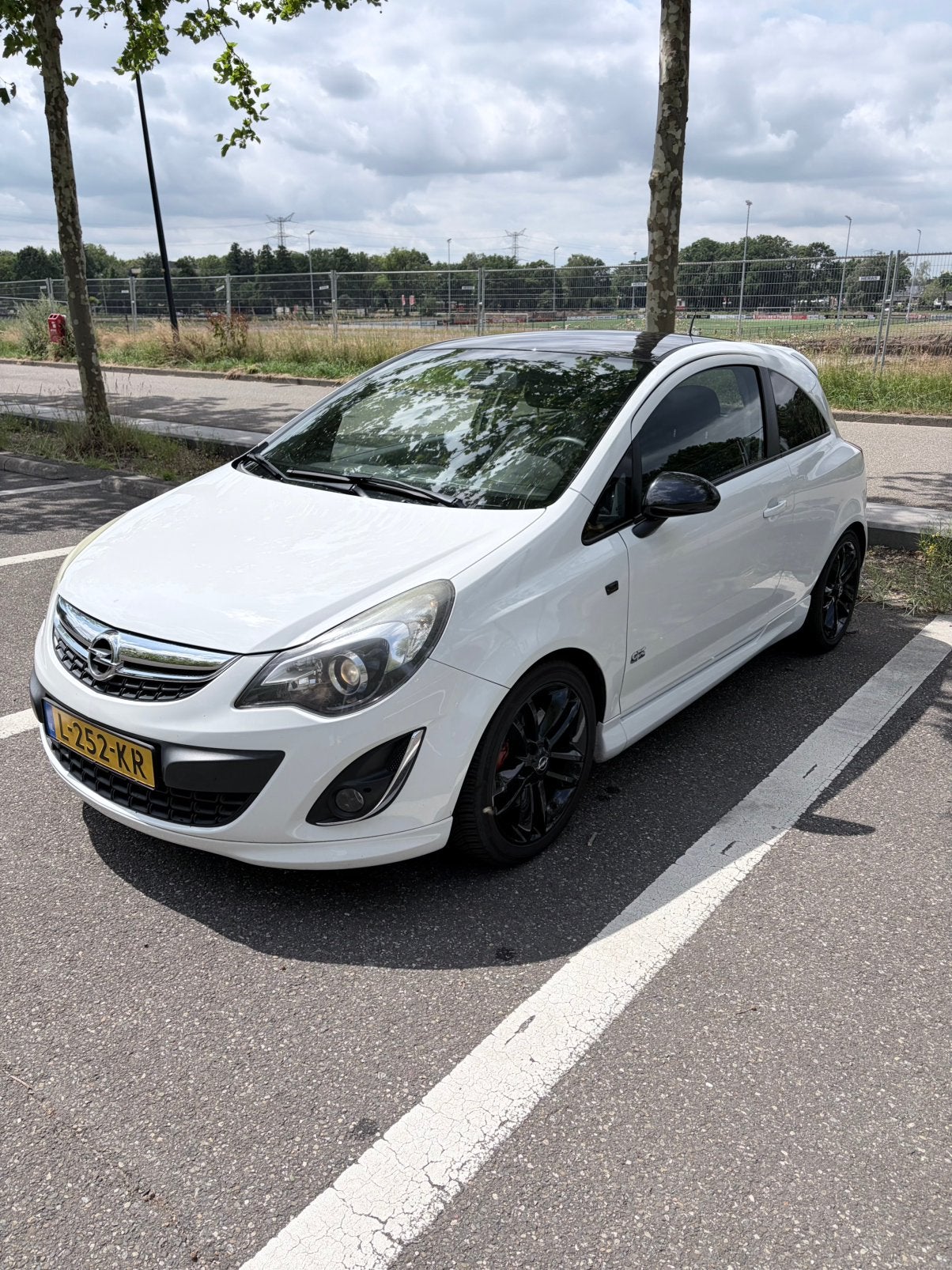 Opel Corsa 1.6 GSI Turbo (Color Edition) 2012, Auto's, Opel, Voorwielaandrijving, Stof, Zwart, 4 cilinders