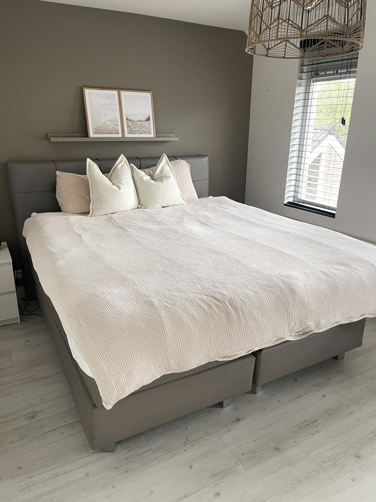 Boxspring 180x200 taupe met hoofdbord, Ophalen, Gebruikt, Tweepersoons, 180 cm