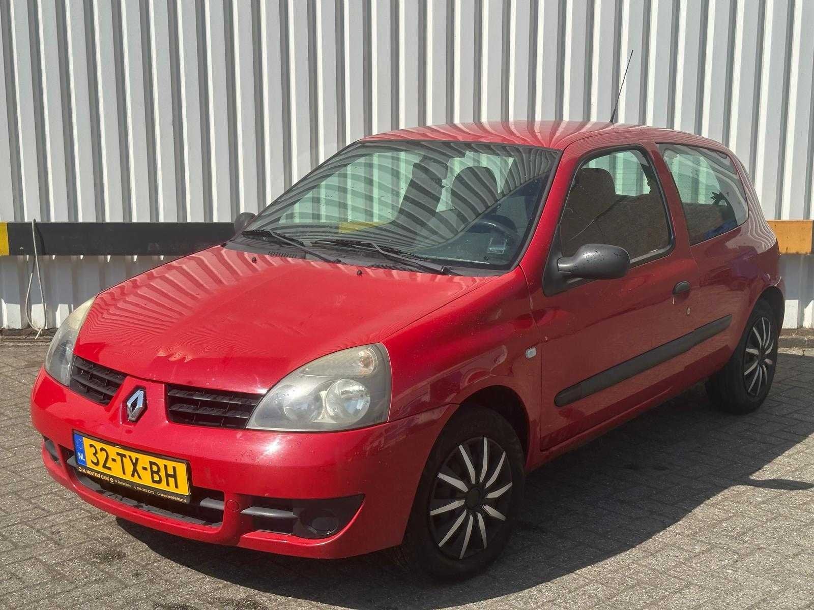 Renault Clio 1.2 Campus Accès, 32-TX-BH, Voorwielaandrijving, Gebruikt, 31 €/maand, 4 cilinders