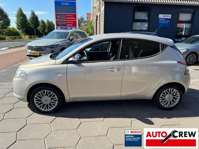 LANCIA Ypsilon 0.9 8v 85pk TwinAir S&amp;S Gold, Auto's, Lancia, Automaat, Euro 5, Beige, Origineel Nederlands