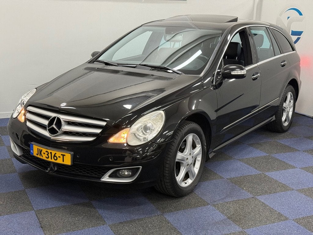Mercedes-Benz R-klasse 350 4-Matic / 6 ZITTER / AUTOMAAT / S, Auto's, Mercedes-Benz, 138 €/maand, Leder en Stof, Zwart, Vierwielaandrijving