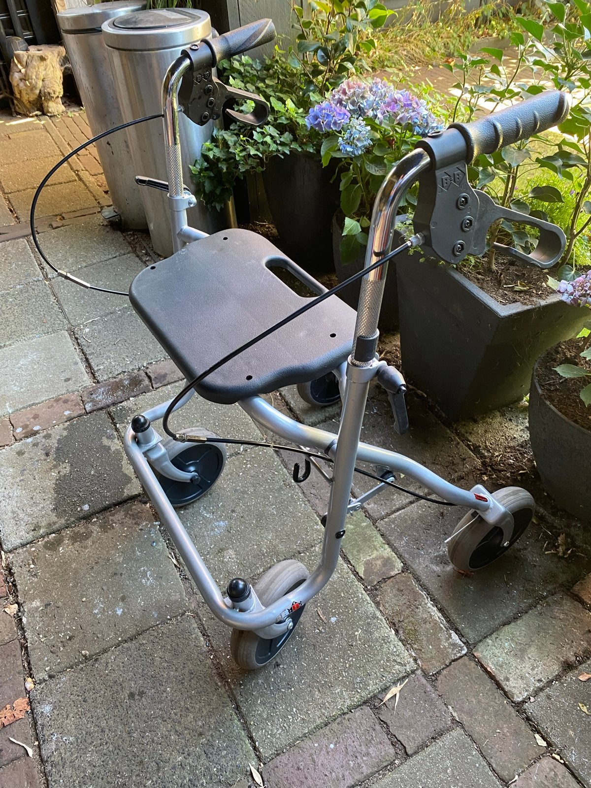 Nette stevige rollator, Diversen, Rollators, Ophalen, Opvouwbaar, Gebruikt