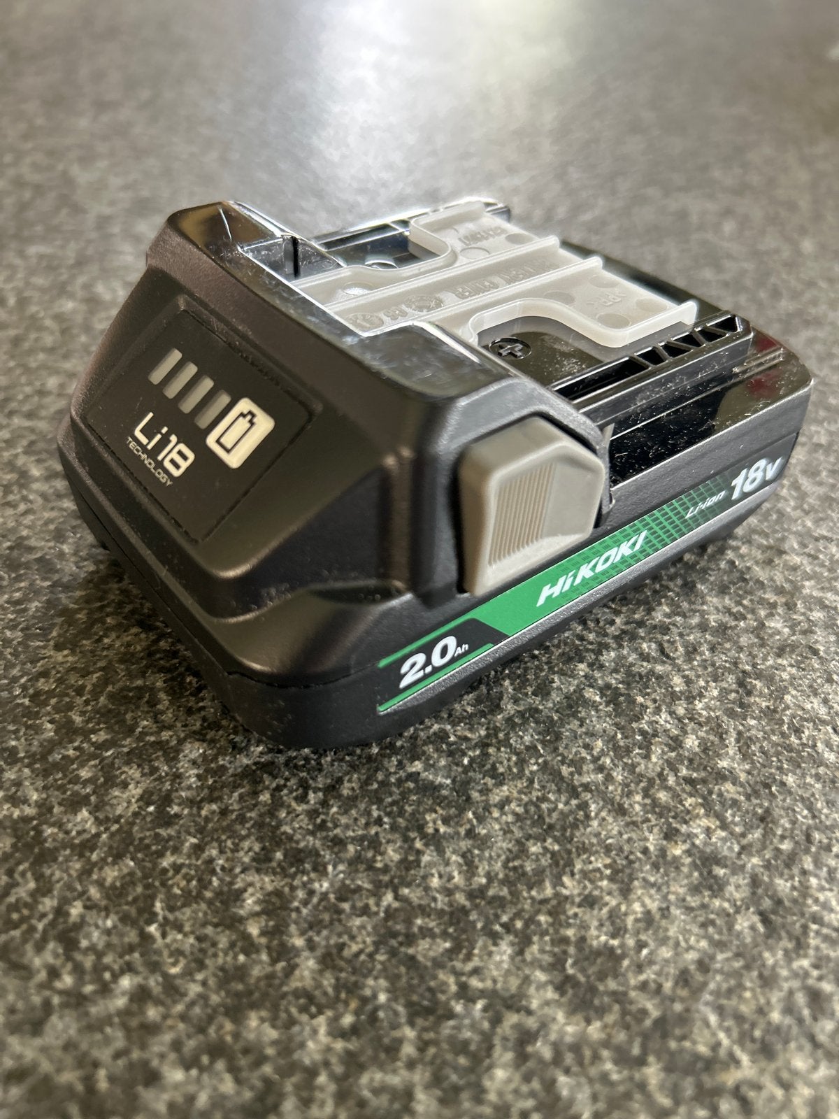 Nieuwe HiKOKI 18V Li-ion accu 2.0Ah, Ophalen of Verzenden, Nieuw