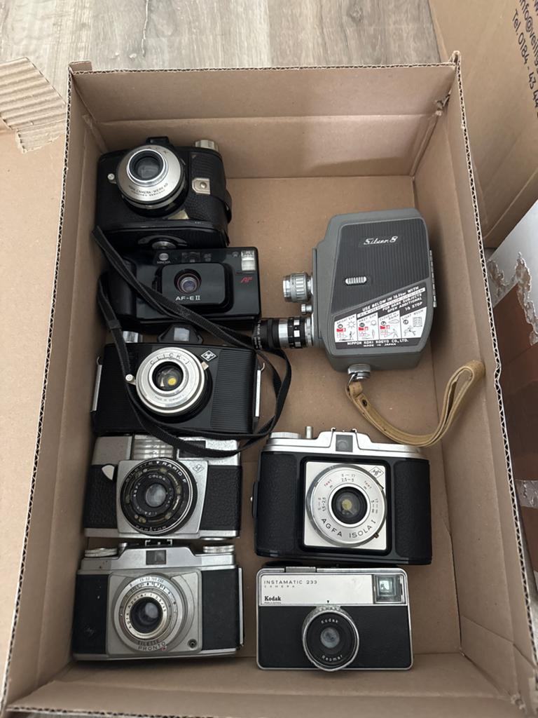 Partij vintage camera's: Agfa, Kodak en een filmcamera, Ophalen of Verzenden, Gebruikt, Compact, Overige Merken