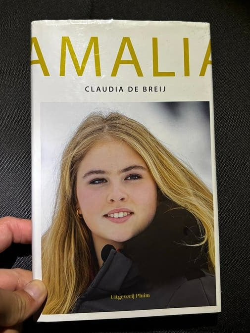 Amalia - Claudia de Breij, Ophalen of Verzenden, Zo goed als nieuw