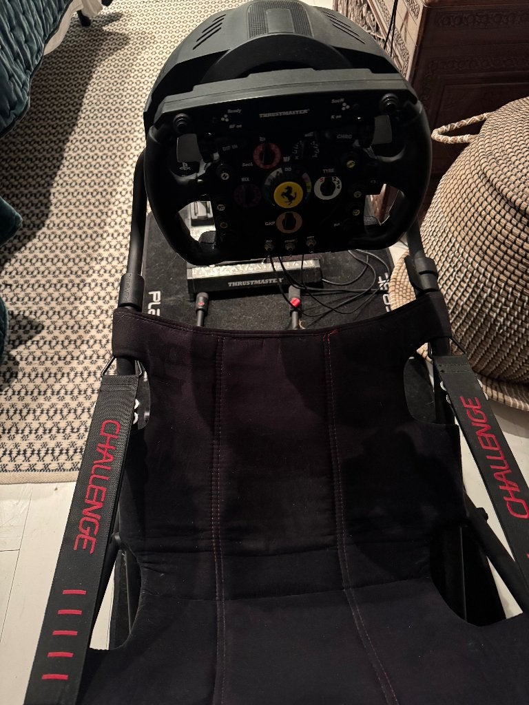 Complete sim racing set T300RS+Playseat+Ferrari F1+T3PA, Ophalen, Zo goed als nieuw, Stuurtje of Sportattribuut