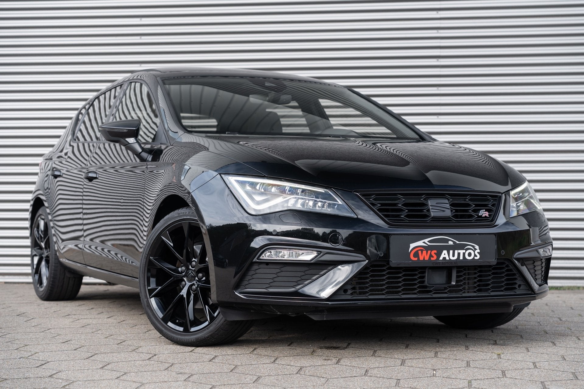 SEAT Leon 1.5 TSI FR Business Intense Black/Carbon ACC*VIRTU, Dealer onderhouden, Zwart, 4 cilinders, 150 pk
