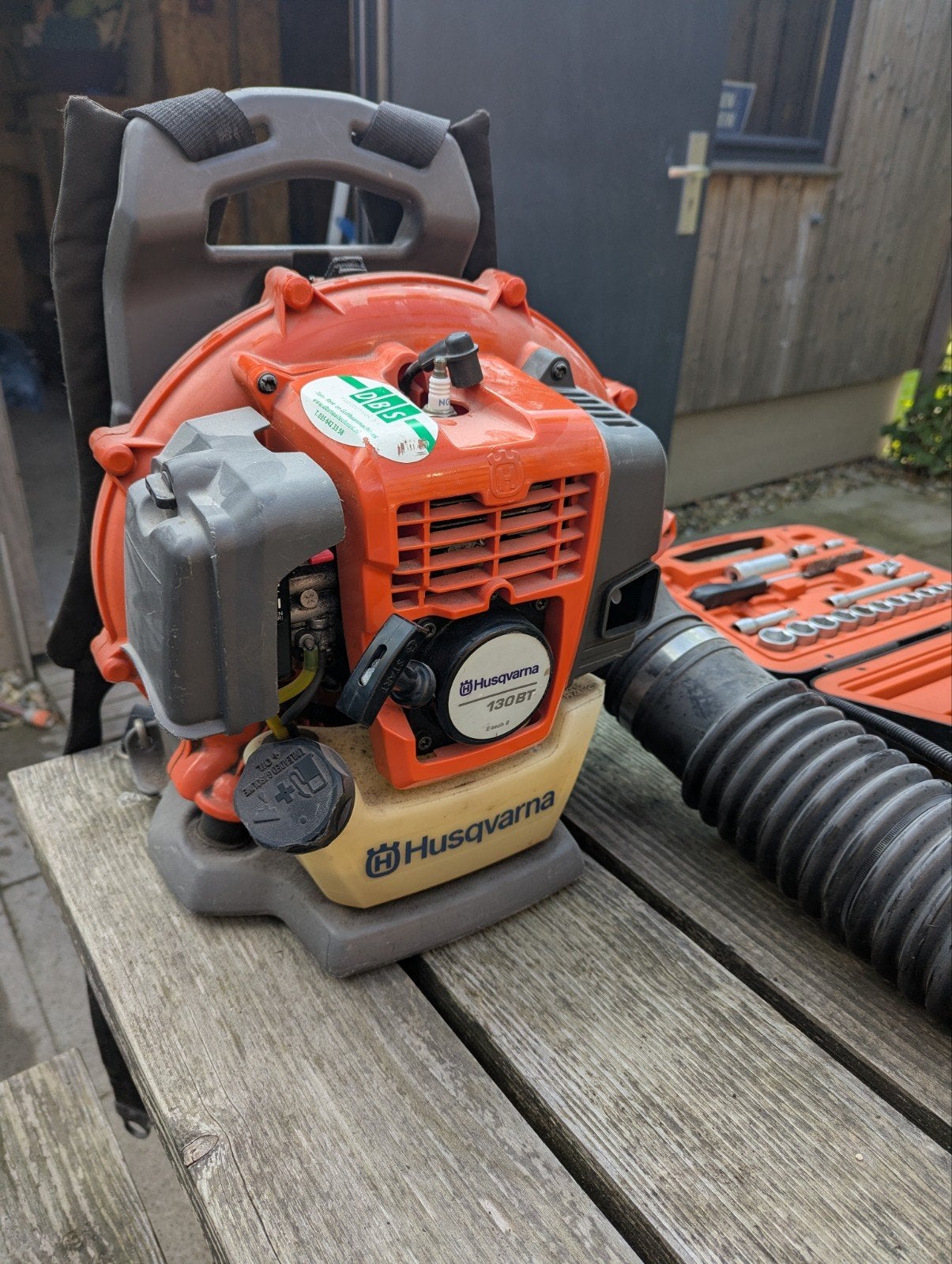 Husqvarna 130BT Bladblazer, Tuin en Terras, Ophalen, Benzine, Gebruikt, Ruggedragen