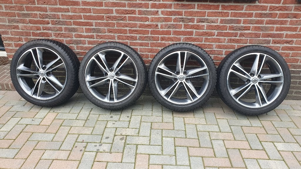 Qashqai Velgen 19 inch, Auto-onderdelen, Gebruikt, Banden en Velgen, Winterbanden, Personenwagen