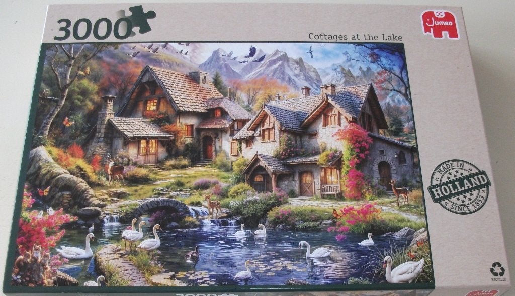 Puzzel *** COTTAGES AAN HET MEER *** 3000 stukjes Jumbo, Hobby en Vrije tijd, Ophalen of Verzenden, Meer dan 1500 stukjes, Zo goed als nieuw