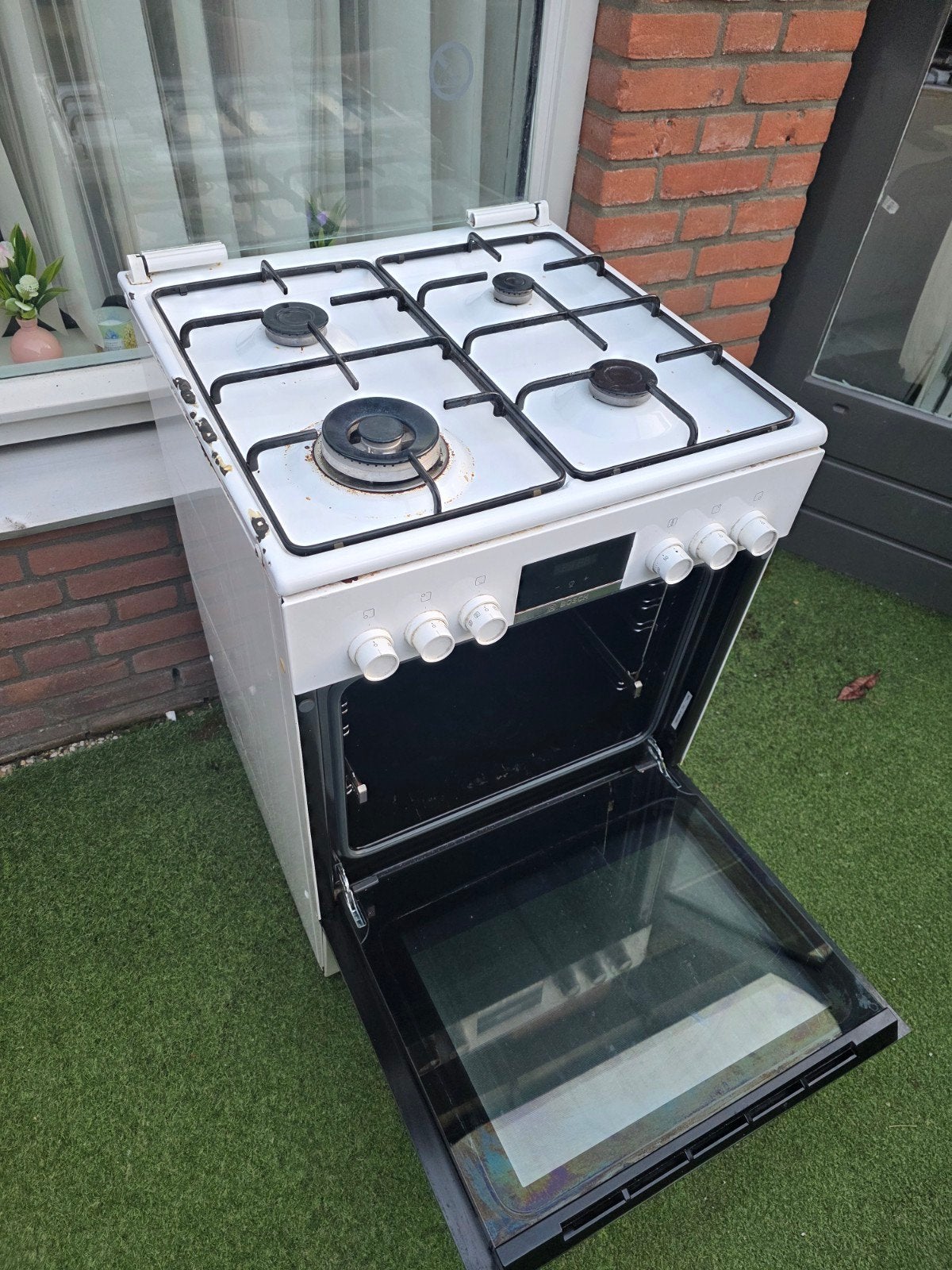 Bosch gasfornuis met oven, Witgoed en Apparatuur, Fornuizen, Ophalen, Gebruikt, Hete lucht, 60 cm of meer