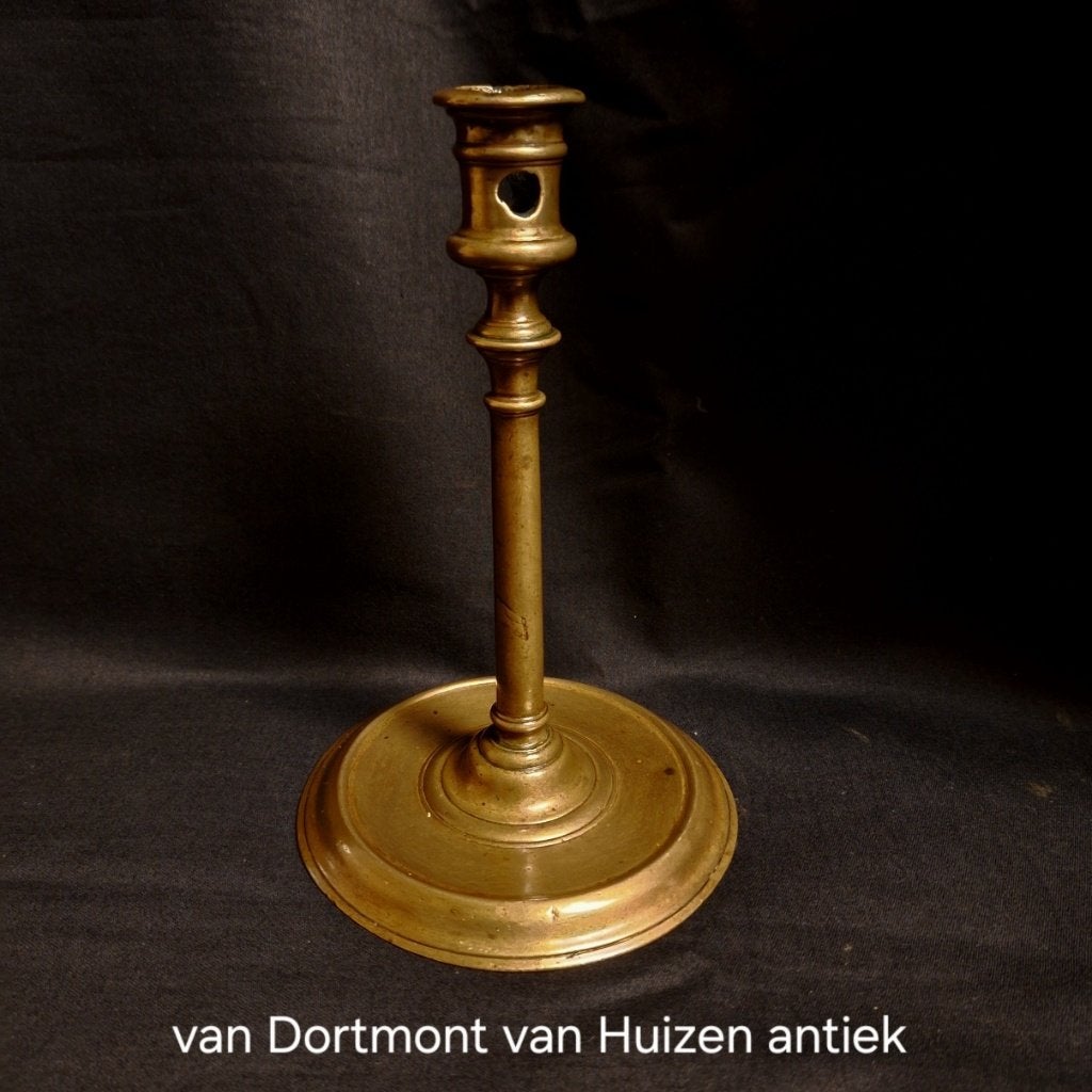 Franse kandelaar 16e eeuw., Ophalen of Verzenden, Koper of Brons