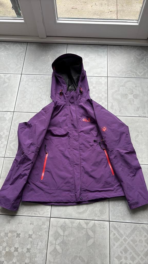 Jack wolfskin paarse outdoor regenjas dames L kleding jas, Ophalen, Zo goed als nieuw, Paars, Overige typen