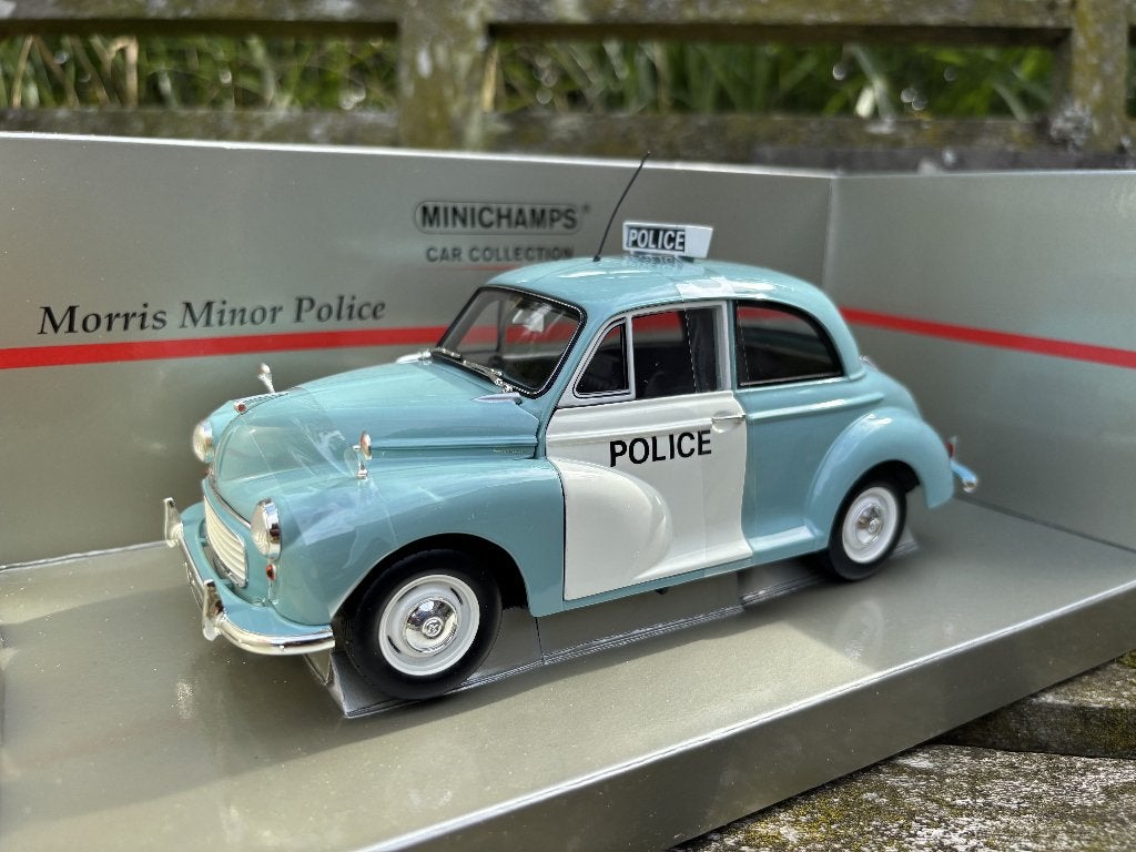 Morris Minor Police 1:18 - Minichamps Fabrieksnieuw in Doos, Hobby en Vrije tijd, Ophalen of Verzenden, Zo goed als nieuw, Auto