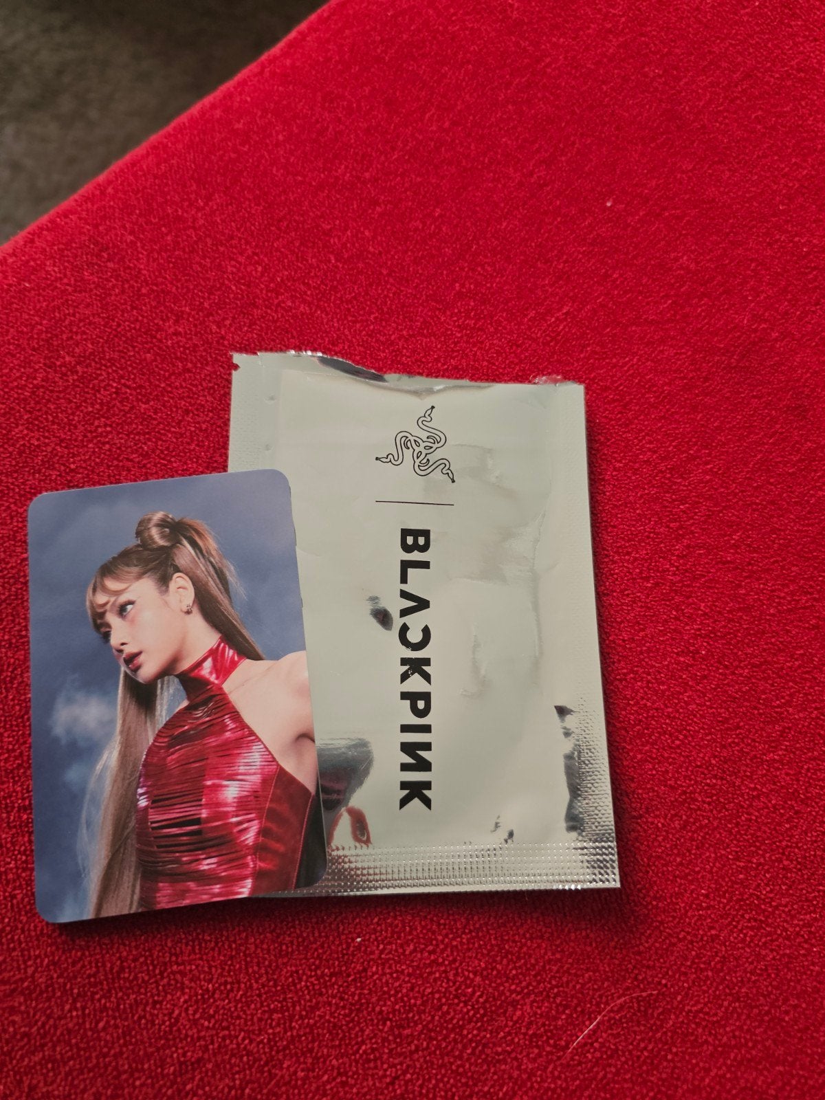 BLACKPINKRAZER LISA PC LIMITED EDITION!, Ophalen of Verzenden, Nieuw, Foto of Kaart