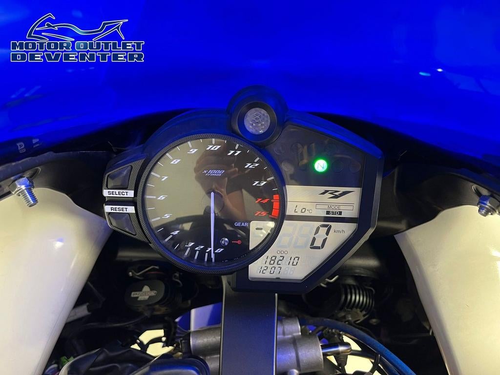Mooie Rossi YAMAHA YZF-R1 (bj 2013) R1 BIG BANG, Motoren, Motoren | Yamaha, 4 cilinders, Motorrijbewijs A, Bedrijf, Onbekend