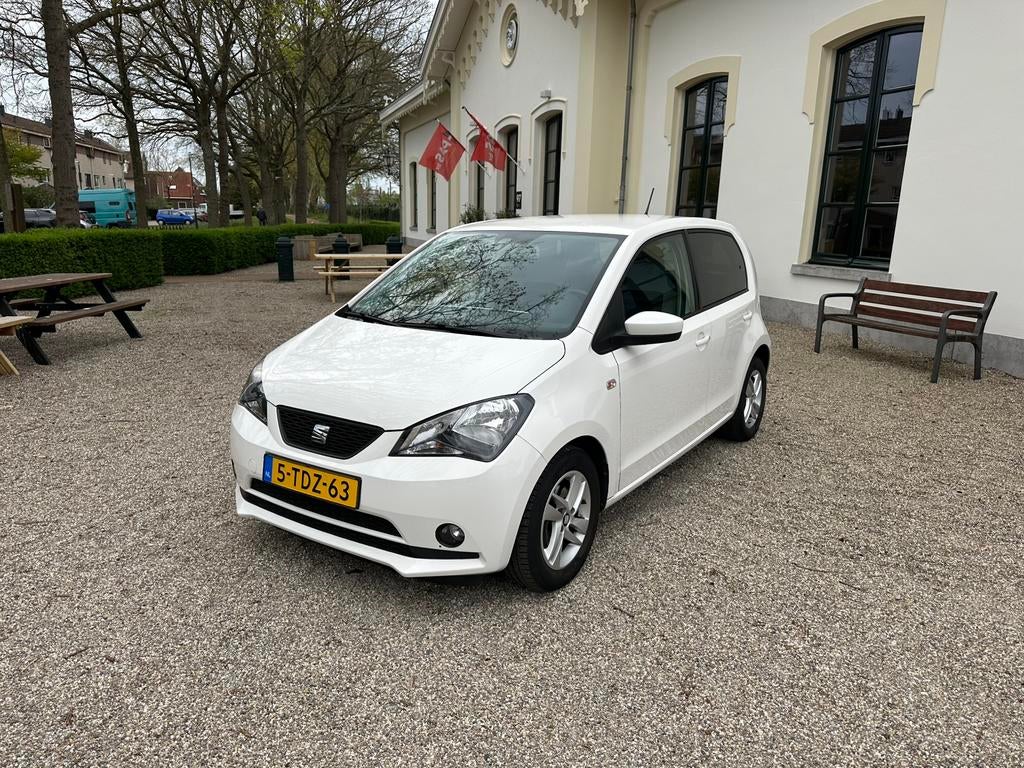 Seat Mii 1.0 44KW 2014 Wit, Voorwielaandrijving, Stof, 840 kg, 4 stoelen