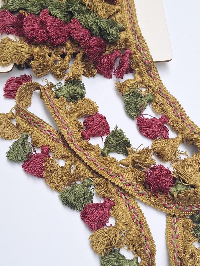 Zeer mooi vintage kwasten sierband, 1 haspel 5 meter, Hobby en Vrije tijd, Naaien en Fournituren, Nieuw, Knoop of Knopen, Ophalen of Verzenden