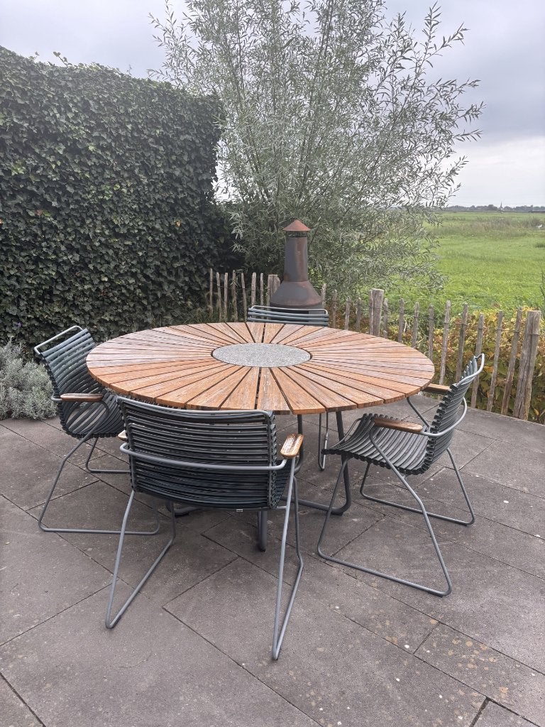Houe tuintafel 150cm inclusief 4 Houe tuinstoelen, Ophalen, Gebruikt, Rond, Hout