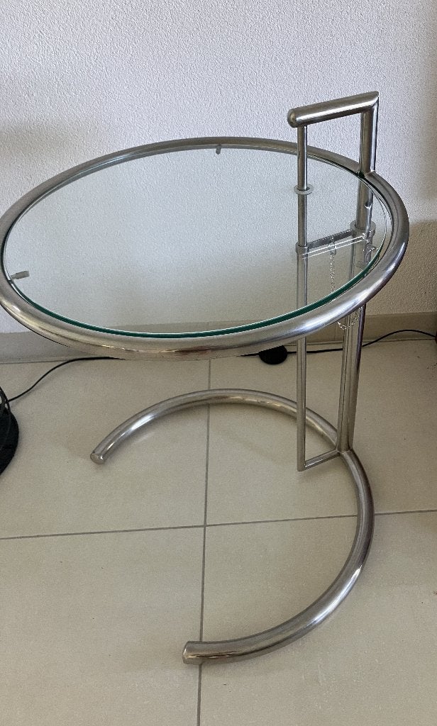 Eileen Gray E1027 1927 chroom glas design bijzettafel, Ophalen, Minder dan 55 cm, Metaal of Aluminium, Rond