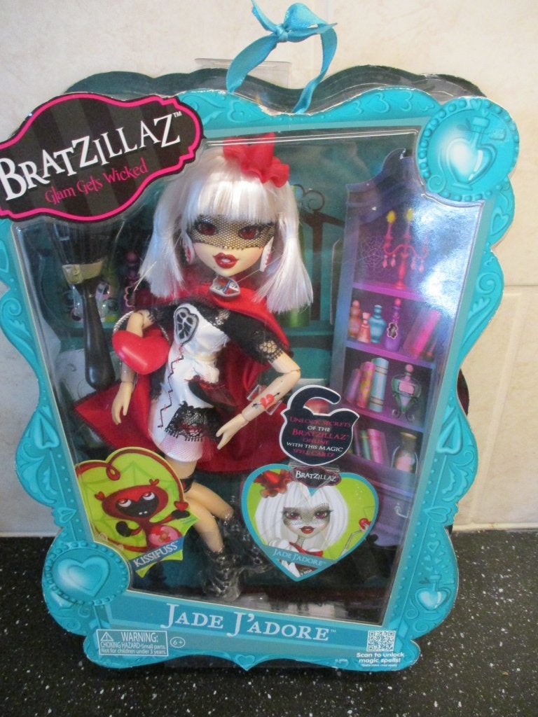 Bratzillaz Jade J'Adore Doll New.. Kissifuss  NIEUW, Verzamelen, Ophalen of Verzenden, Nieuw, Fashion Doll