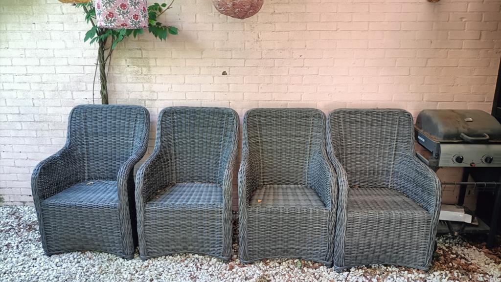 4x Wicker tuinstoelen - Grijs, Tuin en Terras, Tuinstoelen, Ophalen of Verzenden, Gebruikt, Wicker