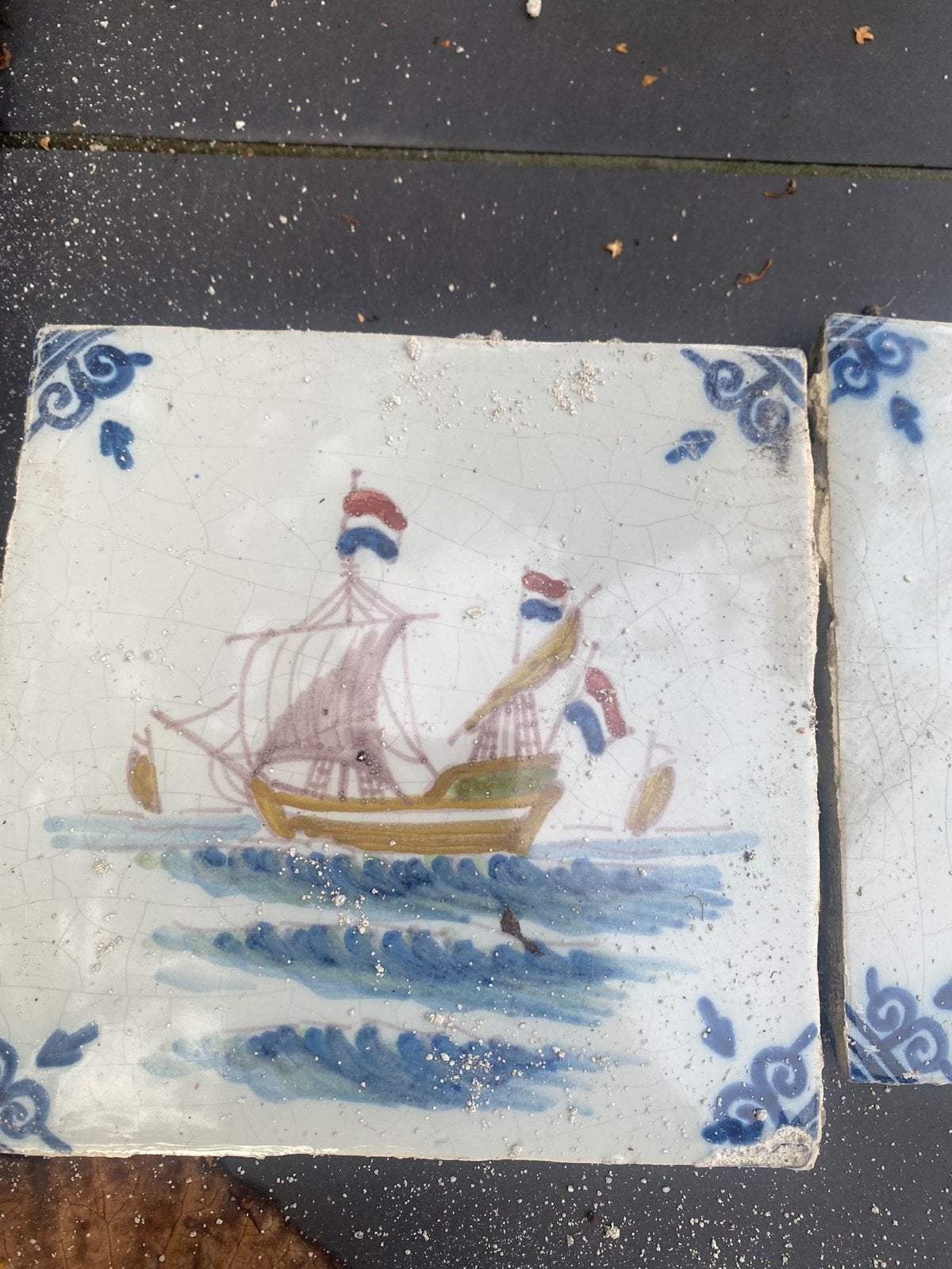 21 Antieke Hollandse Tegels - Drie met Schepen, Achttien met, Antiek en Kunst, Ophalen of Verzenden