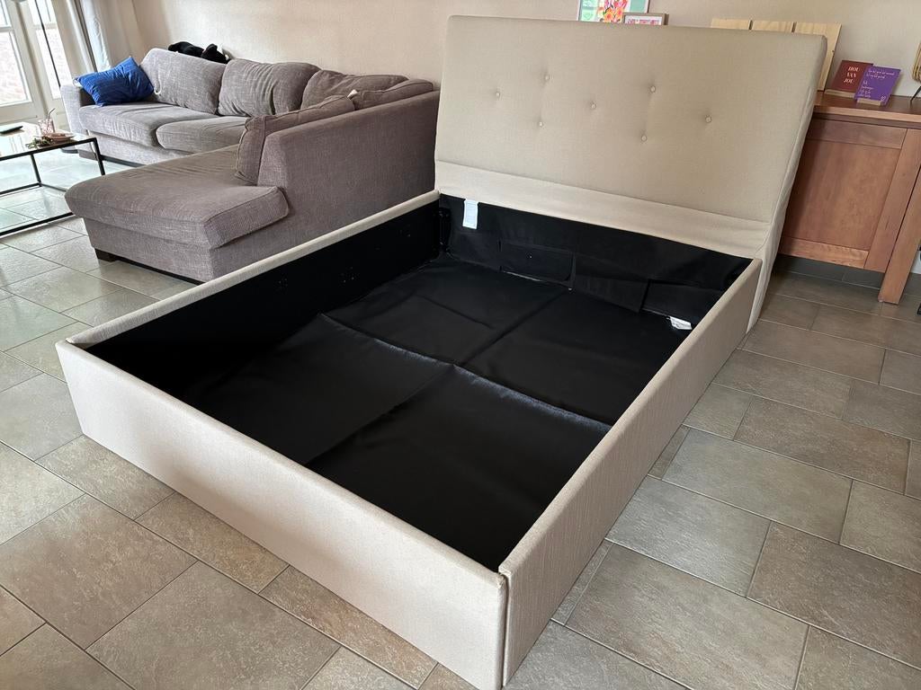NIEUW gestoffeerd ikea bed 160x200, Ophalen, Beige, 200 cm, 160 cm