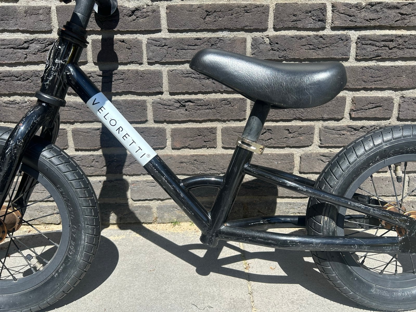 Veloretti Mini Loopfiets Zwart - Perfect voor 2-4 jaar, Ophalen, Gebruikt, 16 tot 20 inch