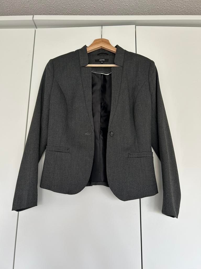 Promiss blazer donkergrijs maat XS - in zeer goede staat, Ophalen of Verzenden, Zo goed als nieuw, Maat 34 (XS) of kleiner, Grijs