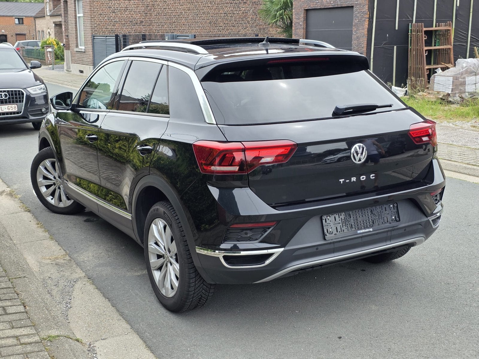 Volkswagen T-Roc 1.5 TSI 150pk 7-DSG 2019 Zwart, 1498 cc, 4 cilinders, Zwart, Particulier
