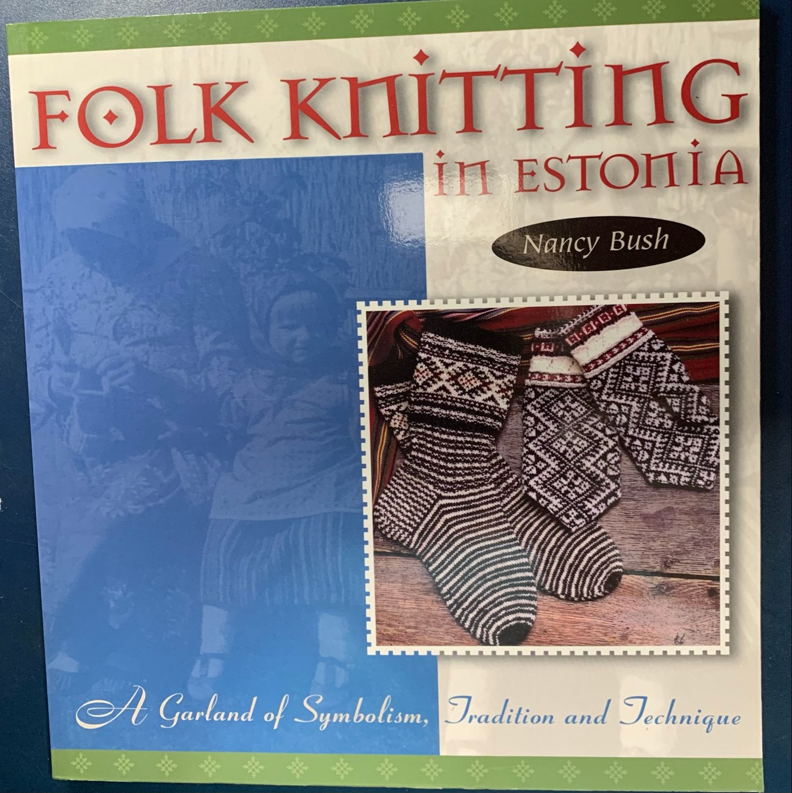 Folk Knitting in Estonia: Nancy Bush brei boek, Verzenden, Zo goed als nieuw, Breien en Haken