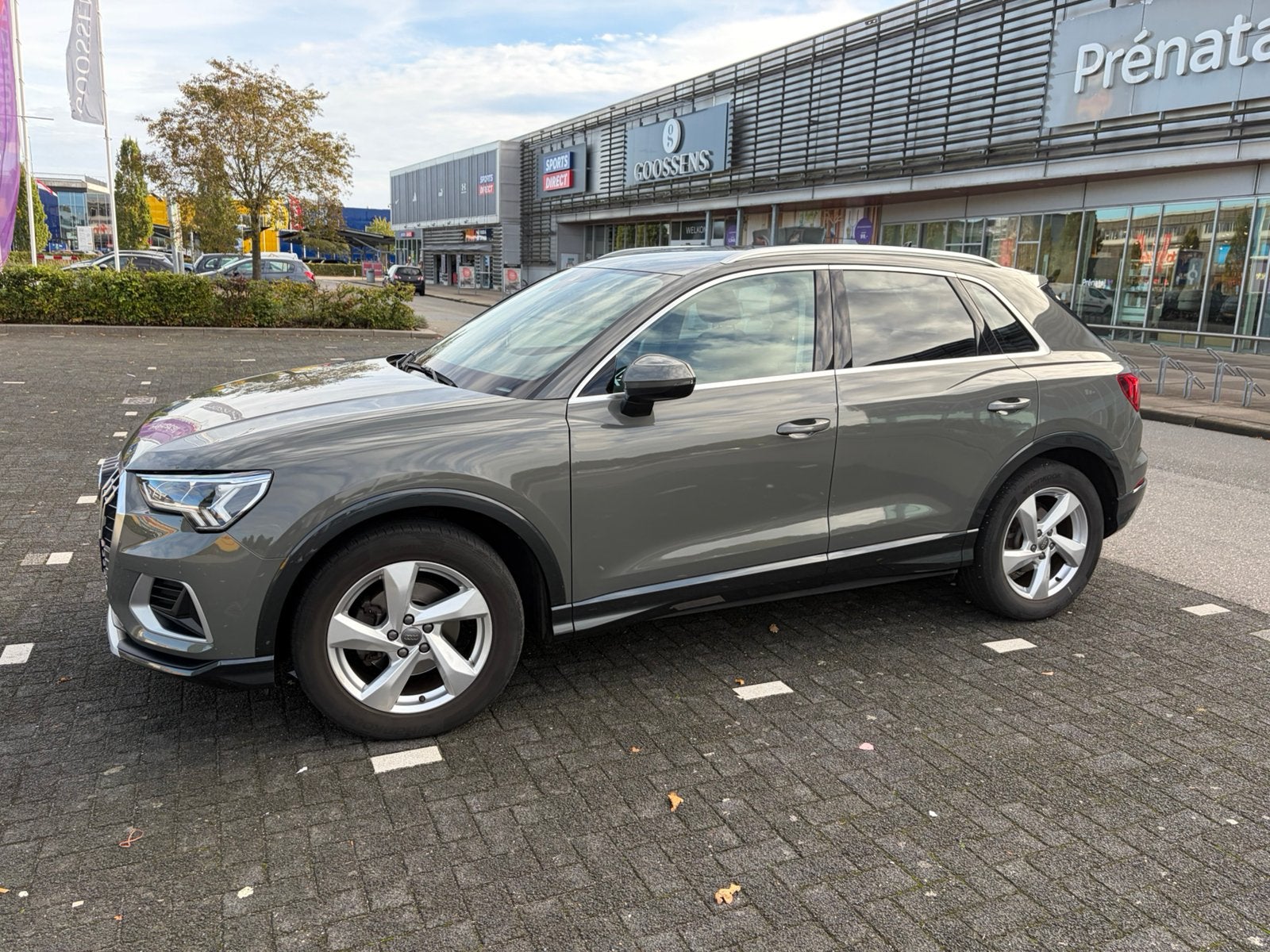 Audi Q3 35 Tfsi 150pk S Tronic 2019 Grijs, Auto's, Voorwielaandrijving, Dealer onderhouden, Stof, 4 cilinders