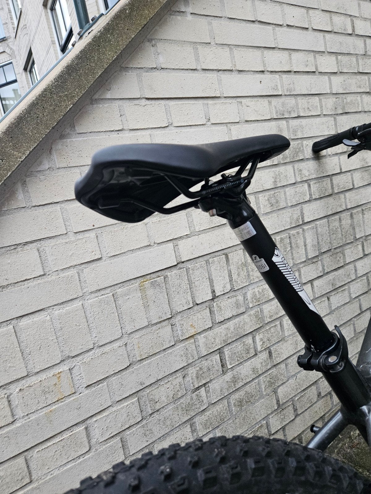 Foto 4 van Trek Marlin 5 Mountainbike maat L - Recent onderhoud
