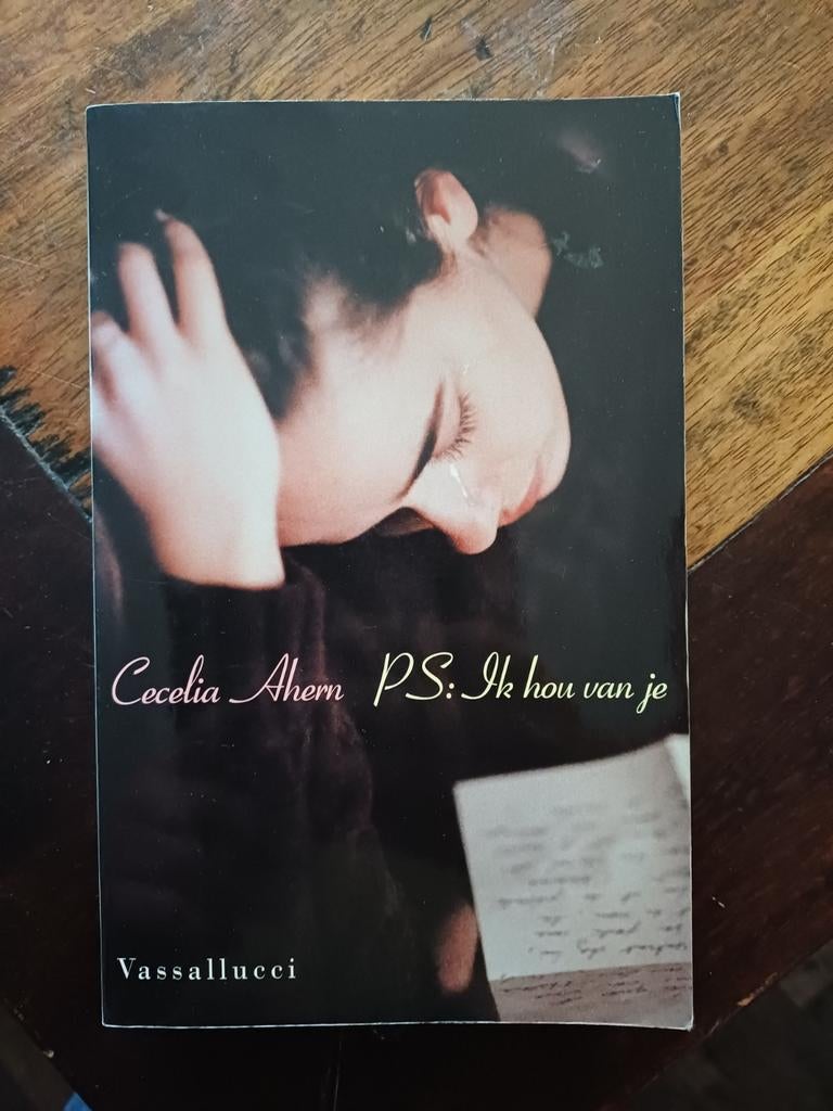 P.S. Ik hou van je - Cecelia Ahern (Boek), Boeken, Romans, Gelezen, Europa overig, Ophalen of Verzenden