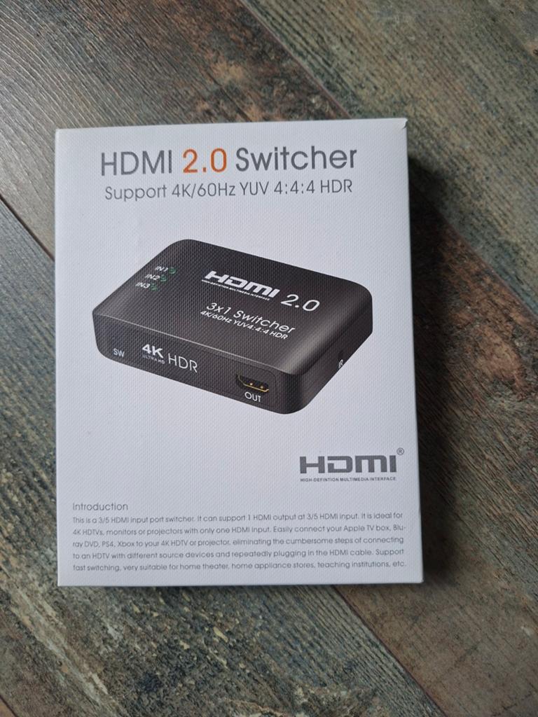 HDMI 2.0 Switcher 3x1 4K/60Hz YUV 4:4:4 HDR, Ophalen of Verzenden, Nieuw, Overige kabels