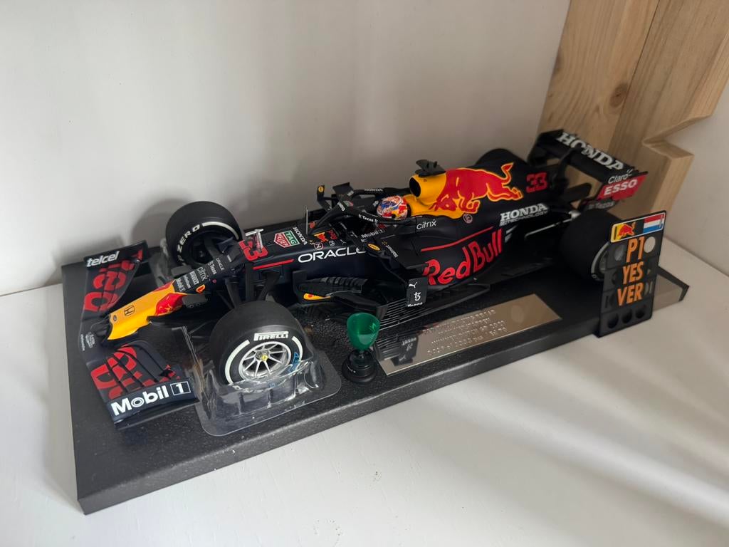 Max Verstappen winst zandvoort 2021 editie 70, Hobby en Vrije tijd, Modelauto's | 1:18, Ophalen of Verzenden, Zo goed als nieuw