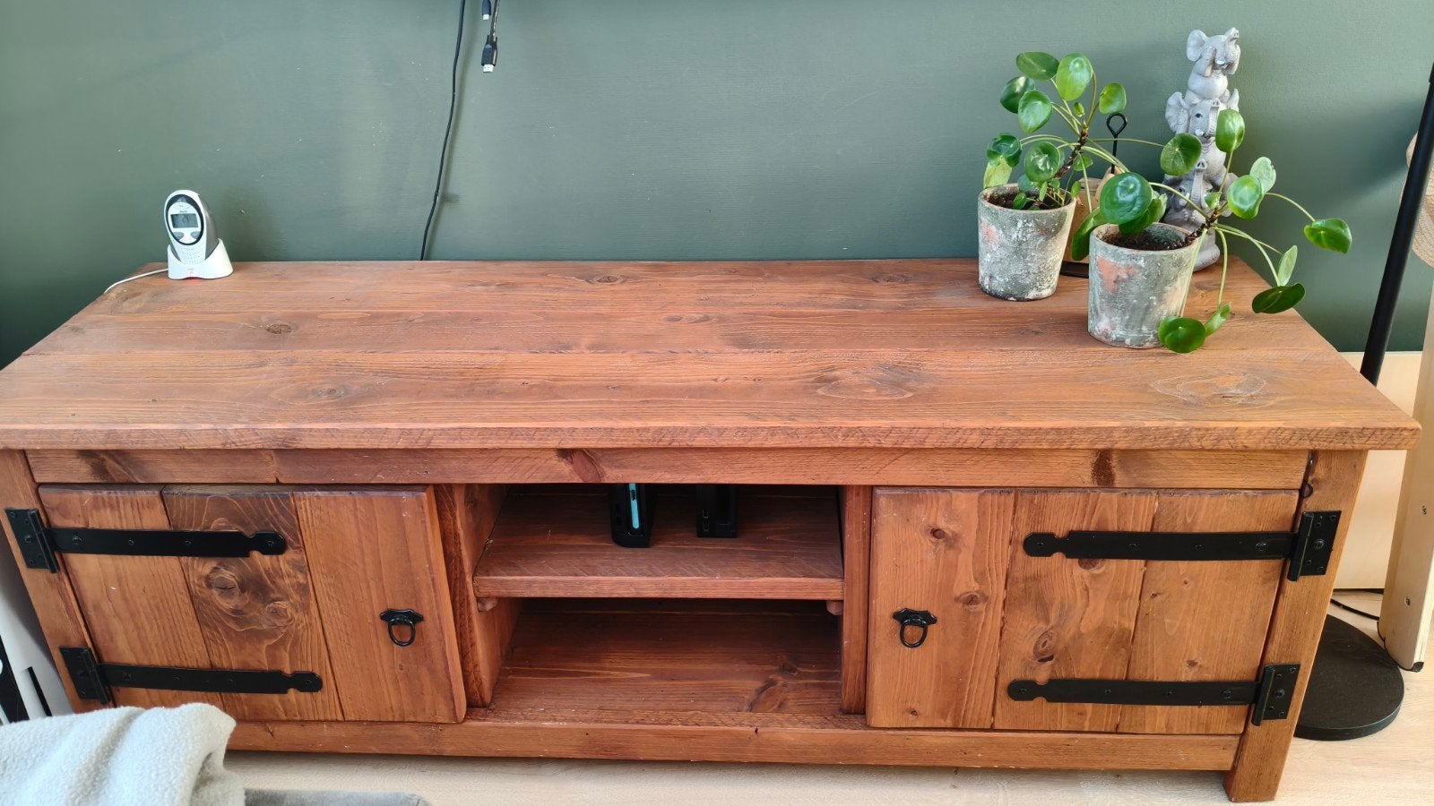 Steigerhouten TV-meubel - 160x52.5x56 cm, Huis en Inrichting, Kasten | Televisiemeubels, Ophalen, Gebruikt, 150 tot 200 cm, Minder dan 100 cm