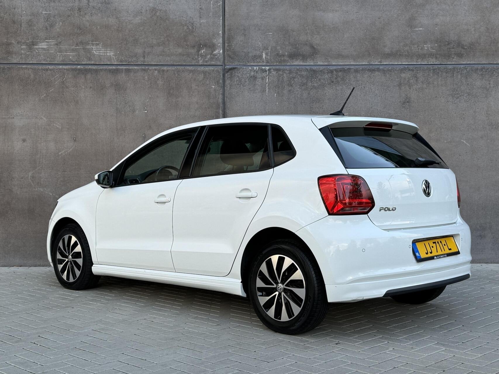 Volkswagen Polo 1.0 BlueMotion Edition | CarPlay | Climate c, Voorwielaandrijving, Stof, 95 pk, Met garantie (alle)