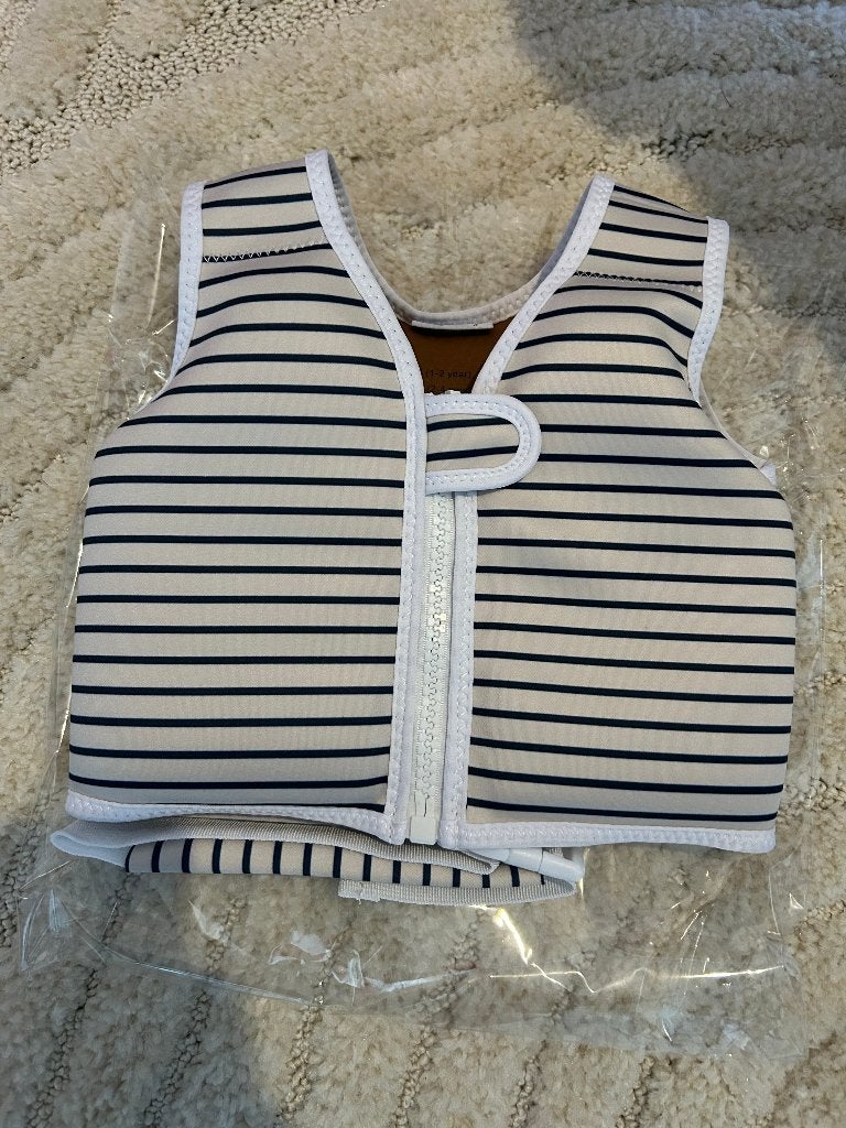 Zwemvest marine gestreept 1-2 jaar ByTootje, Kinderen en Baby's, Kinderkleding | Kinder-zwemkleding, Ophalen, UV-zwemkleding, Jongen of Meisje