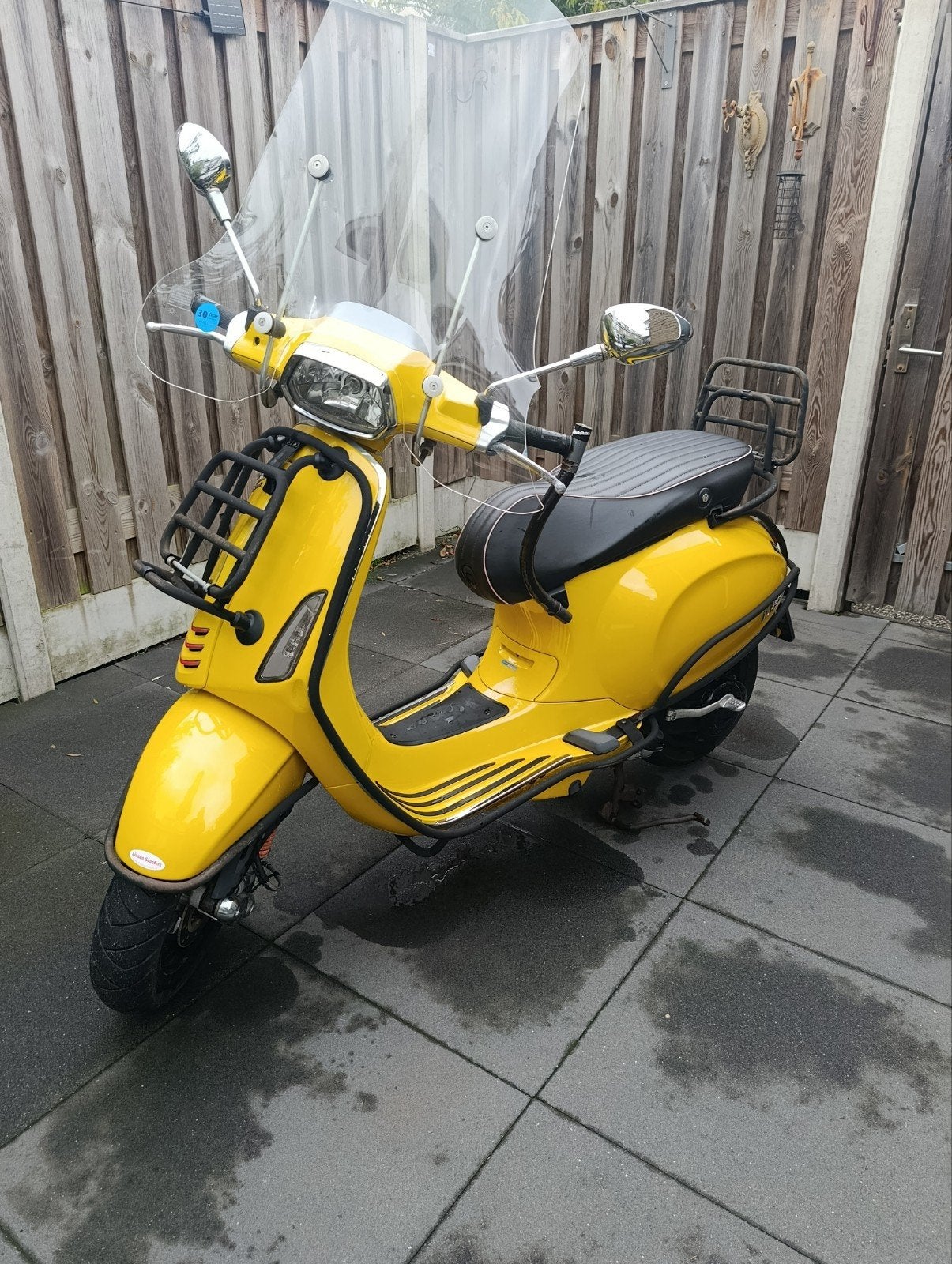 Vespa Sprint 2019, Ophalen, Zo goed als nieuw, Benzine